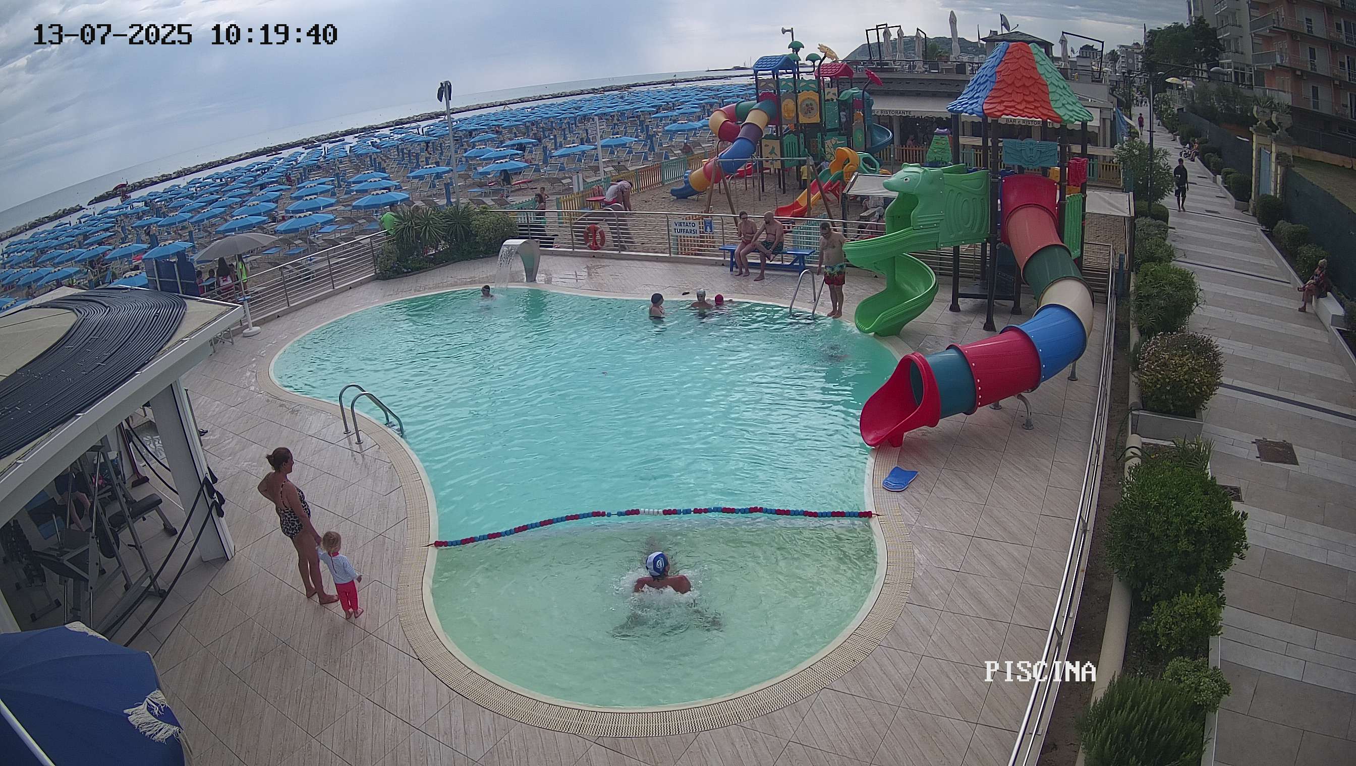 Webcam Altamarea, piscina a Cattolica