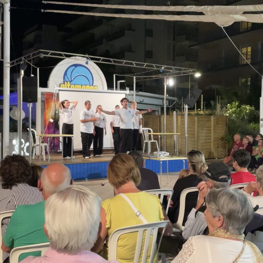 Buonasera Altamarea Beach Village!