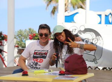 X Generation all&rsquo;Altamarea Beach Village di Cattolica: la radio degli anni &rsquo;80 e &rsquo;90 sbarca in spiaggia!
